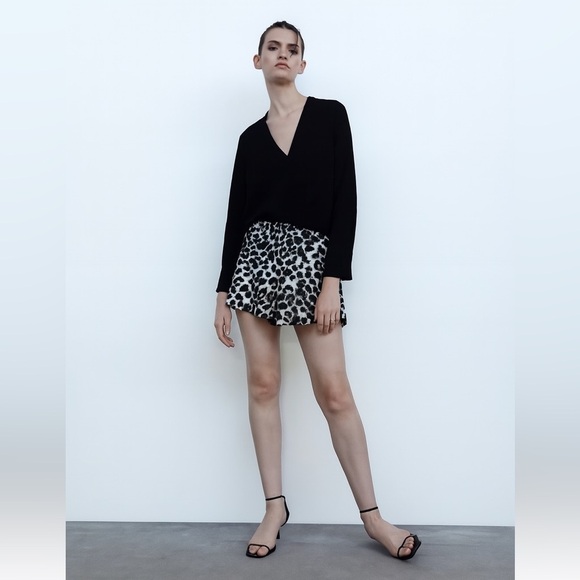 Zara Leopard Print Skort Wide Leg Excellent Size M - Picture 5 of 5